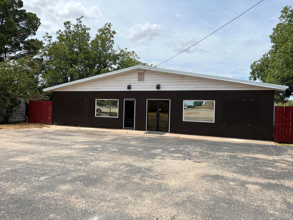 307 N College Ave — photo