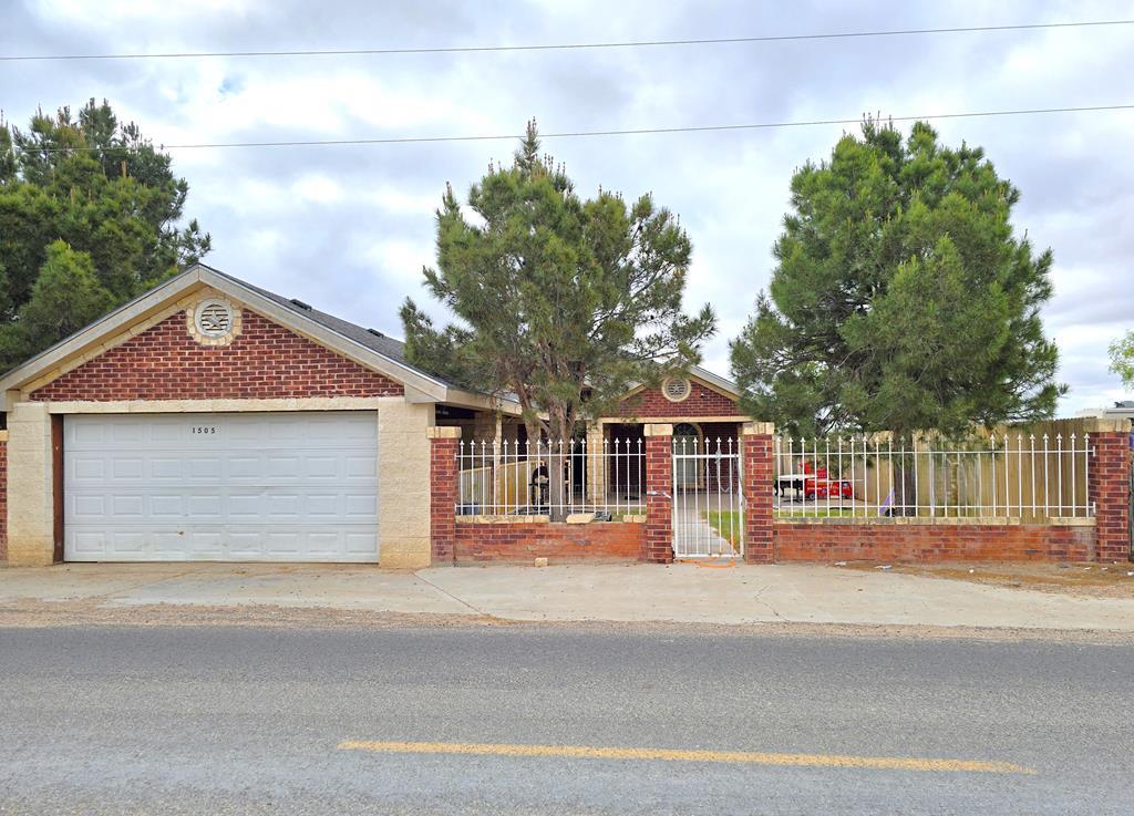 1505 W County Rd 117 — photo