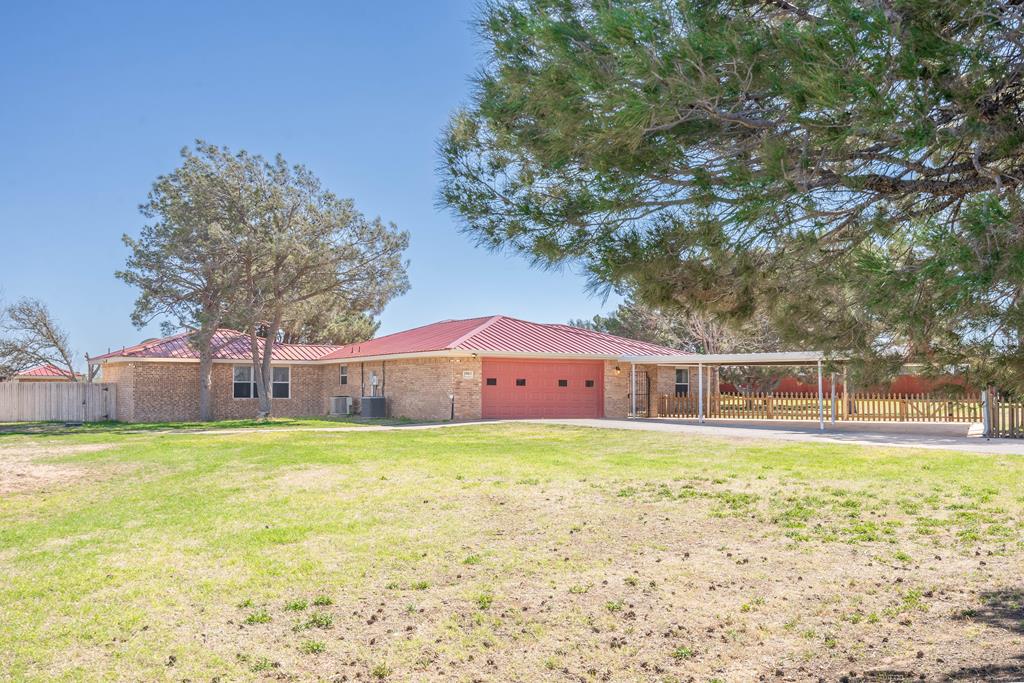 1903 S County Rd 1140 — photo