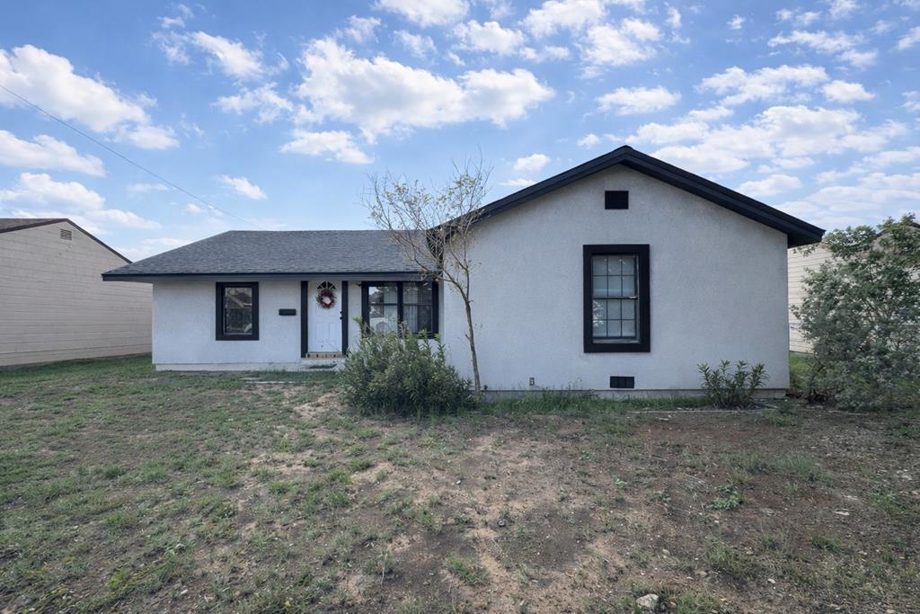 2741 Keystone Dr — photo