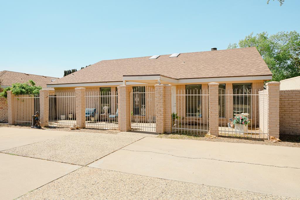 5103 Ashdown Place — photo
