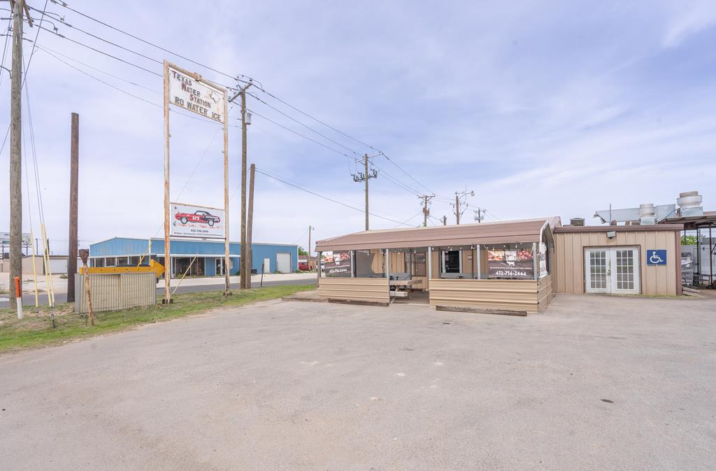 410 N Lamesa Hwy — photo