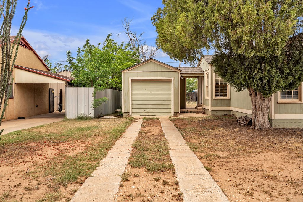 1405 E 11th Place, Big Spring, TX 79720 — photo 3