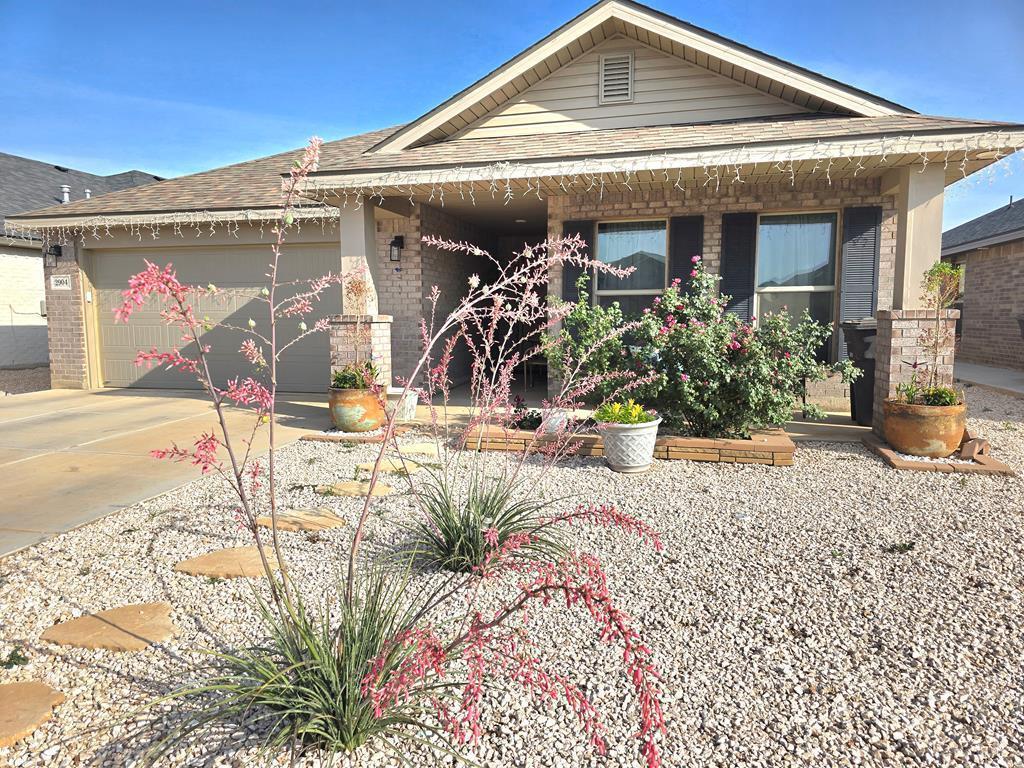 2904 N Yellowstone Ct — photo