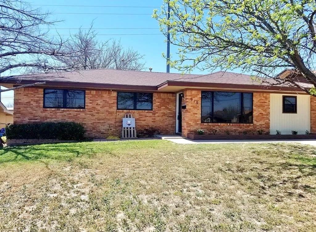 910 Baylor Blvd — photo