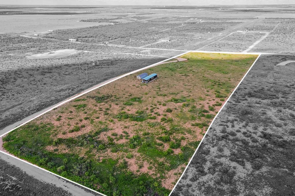 1923 Private Road Montoya — photo