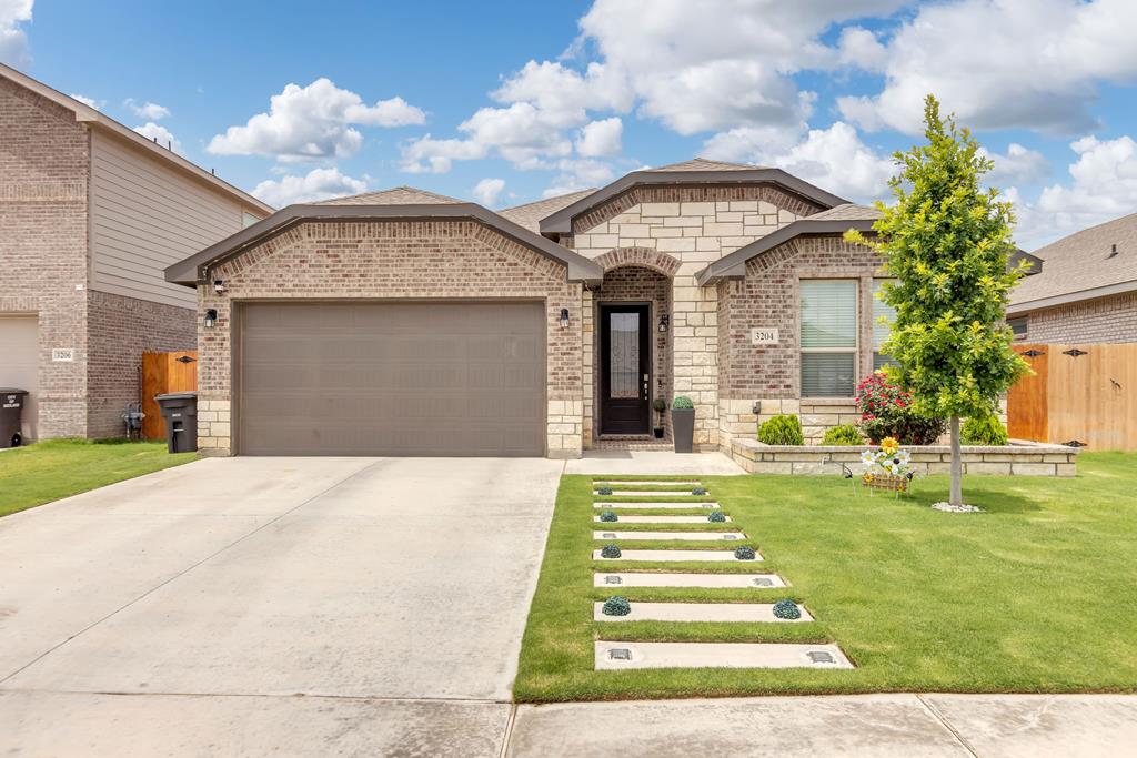 3204 Mountain Quail Rd — photo
