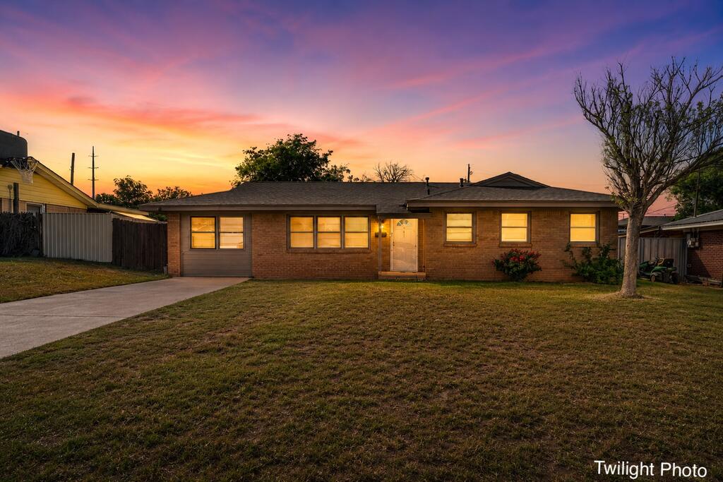 3203 Cornell Ave — photo
