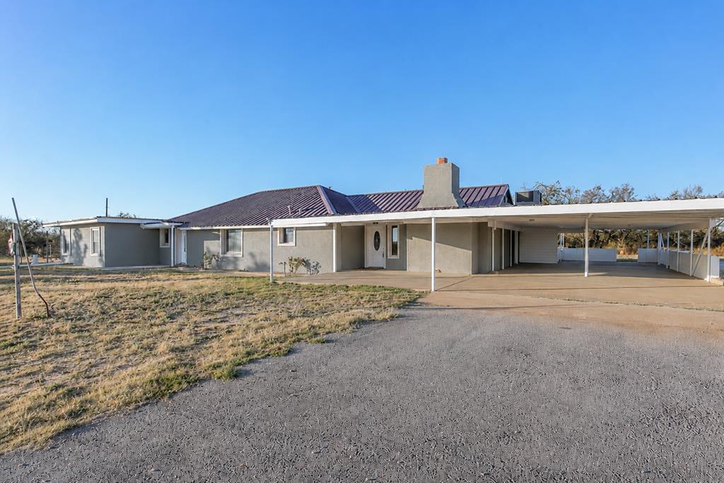 1100 N Snyder Field Rd — photo