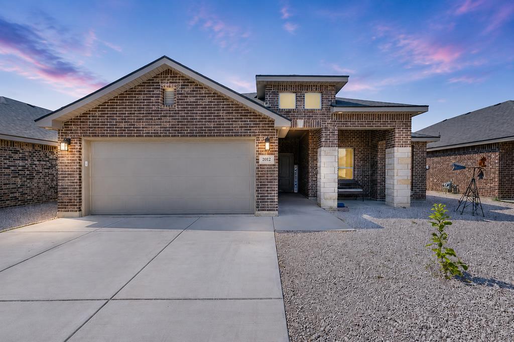 2012 Blazing Saddle Blvd. — photo