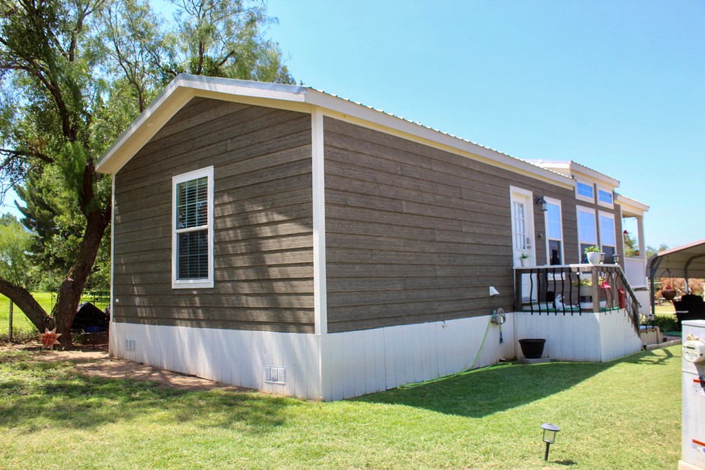 600 Driver Road #15, Big Spring TX 79720 — photo 3