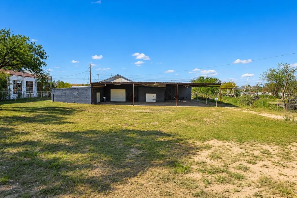 1606 E 3rd, Big Spring, TX 79720 — photo 2