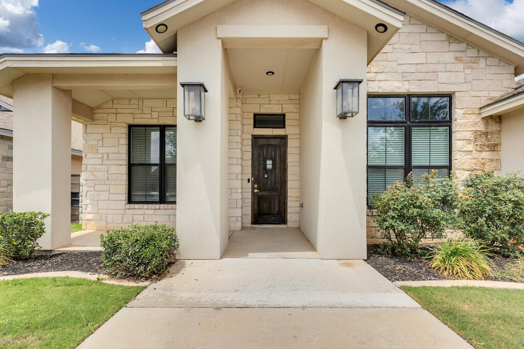 205 Peregrine Hill Circle — photo