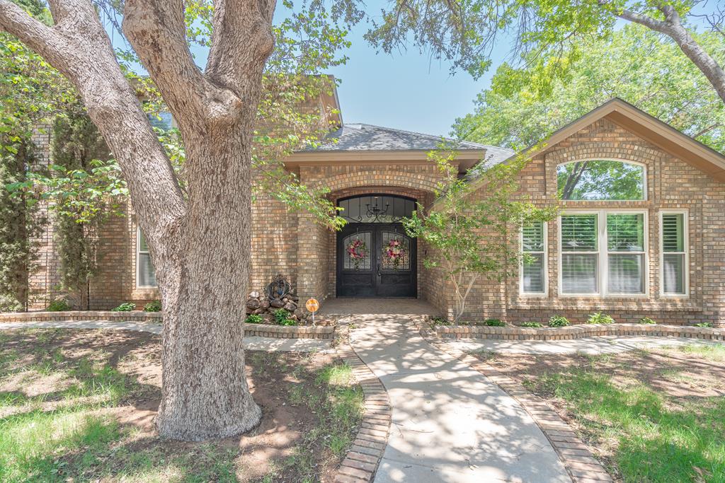 1822 Dukes Dr — photo