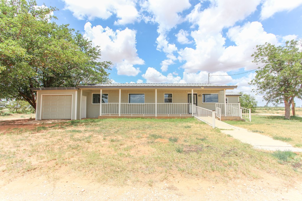 511 Center Point, Big Spring, TX 79720 — photo 2