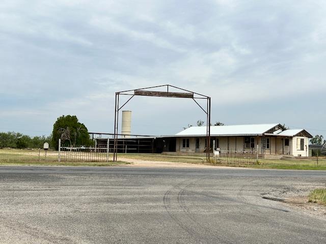 3233 Hwy 350 — photo