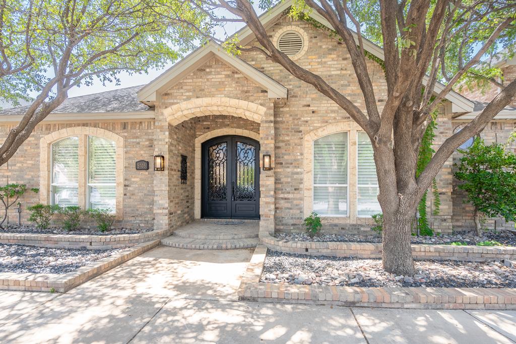 5705 Fenway Dr — photo