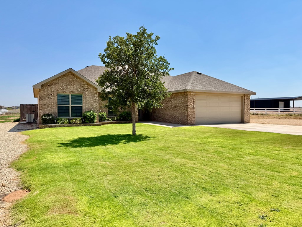 13706 E County Rd 107, Midland, TX 79706 — photo 2