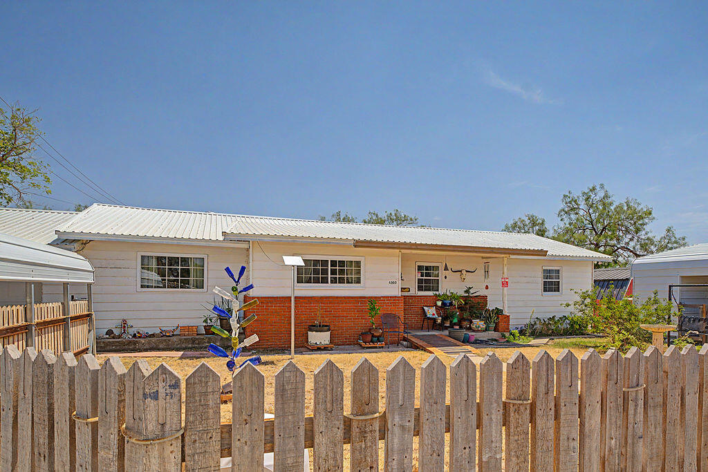 4900 Wasson Rd — photo
