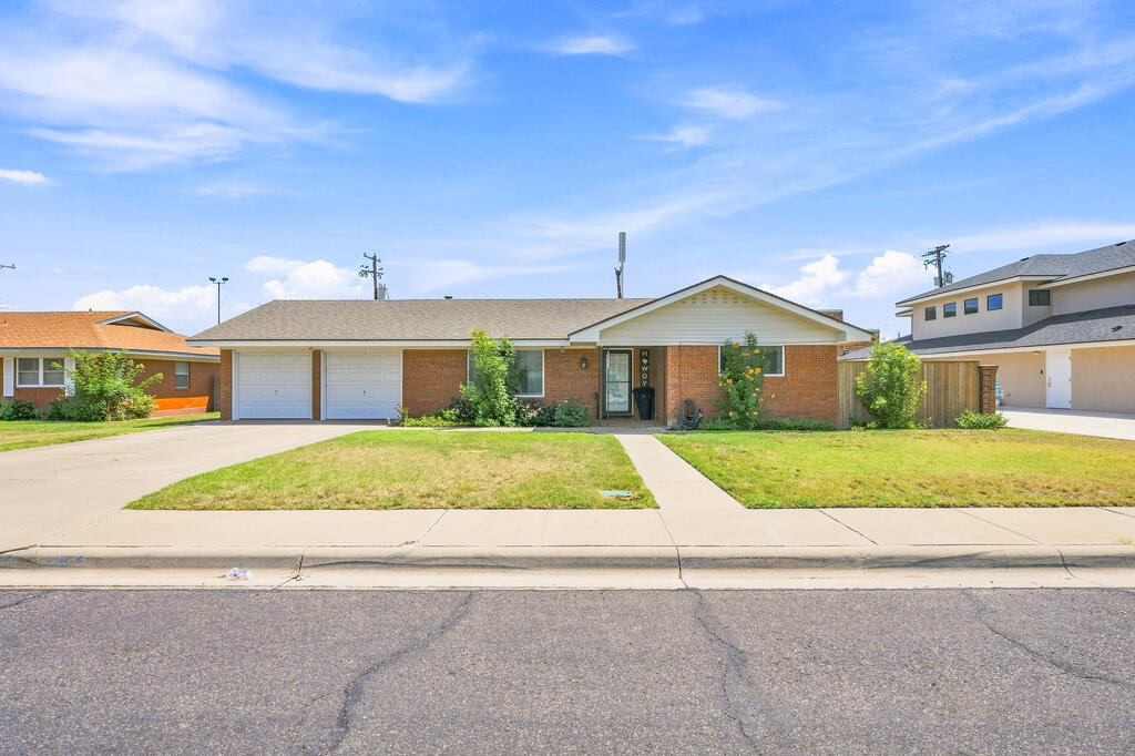 3327 Maxwell Dr — photo