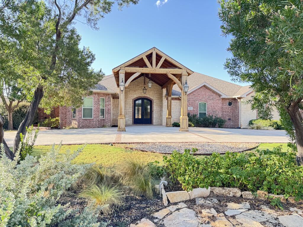 6507 Saddle Horn Lane — photo