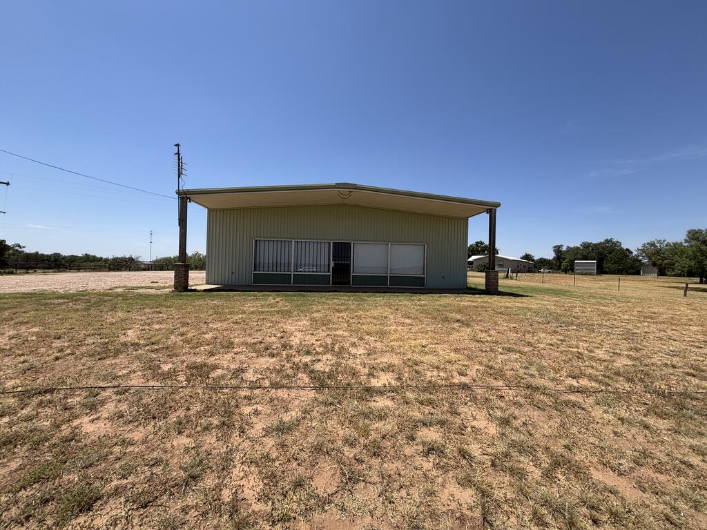 88 E Country Rd 112 — photo