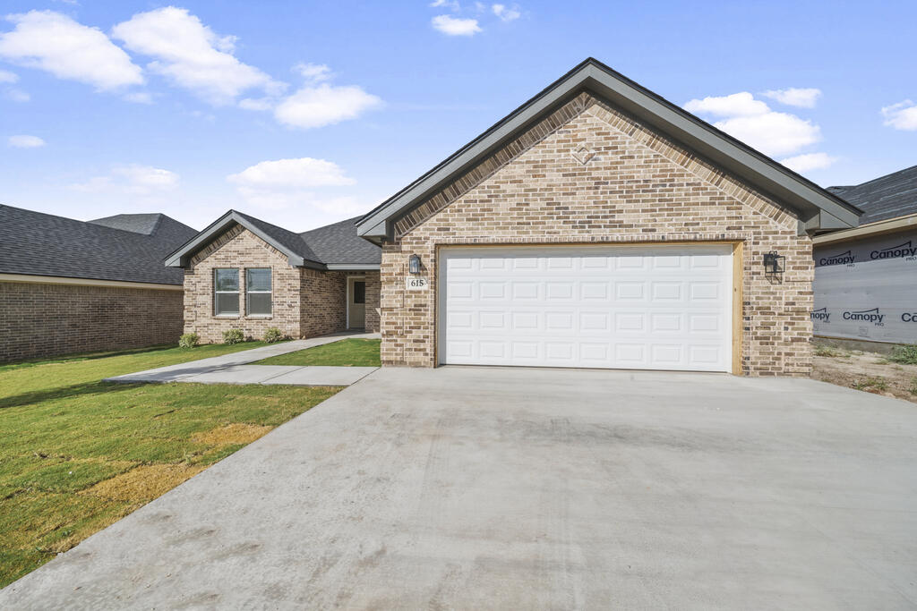 615 Ridgeroad Drive, Big Spring, TX 79720 — photo 2