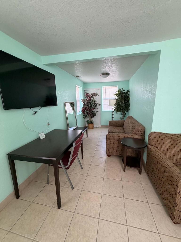 1018 E 3rd, Pecos, TX 79772 — photo 3