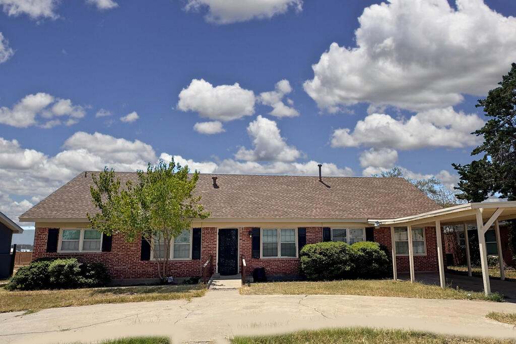 1404 E Parker Ave — photo