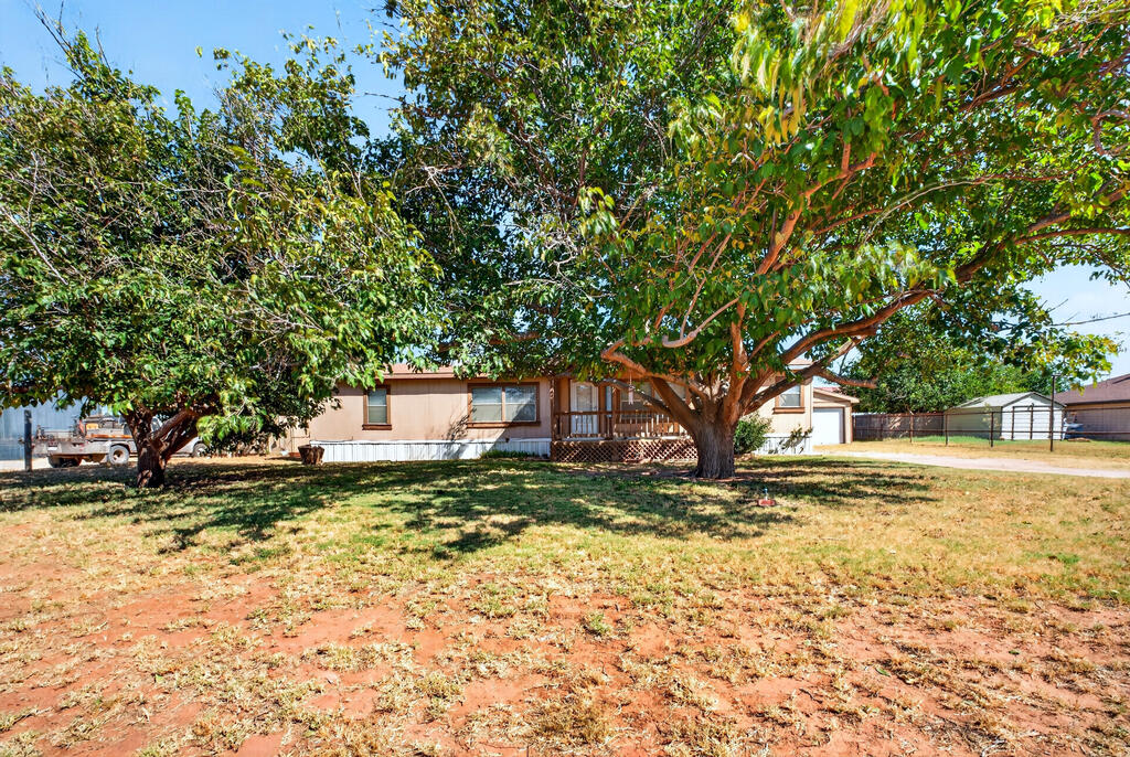 1205 E County Rd 133 — photo