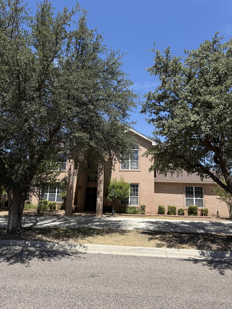 803 Caprock Drive, Big Spring, TX 79720 — photo 2