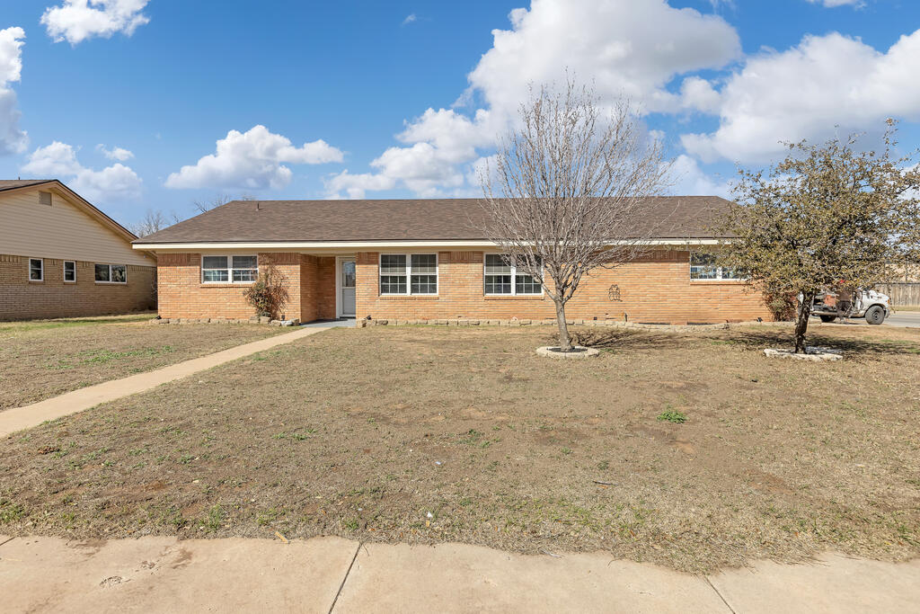 3600 Godfrey Court — photo