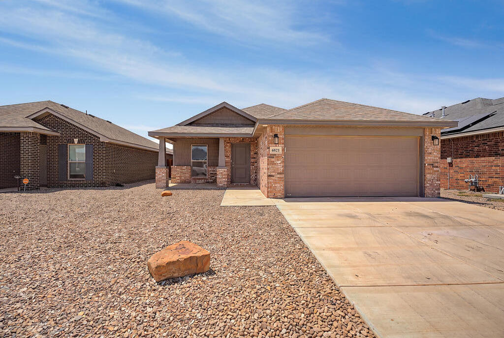 6821 Lonesome Dove Ln — photo
