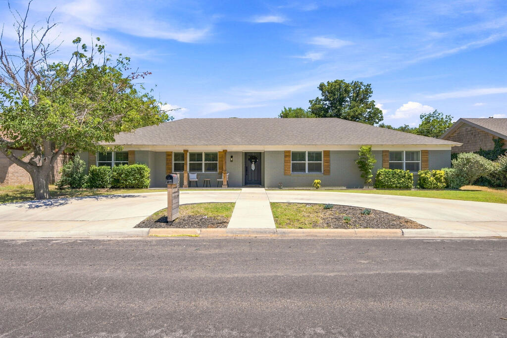 3306 Whitney Dr — photo