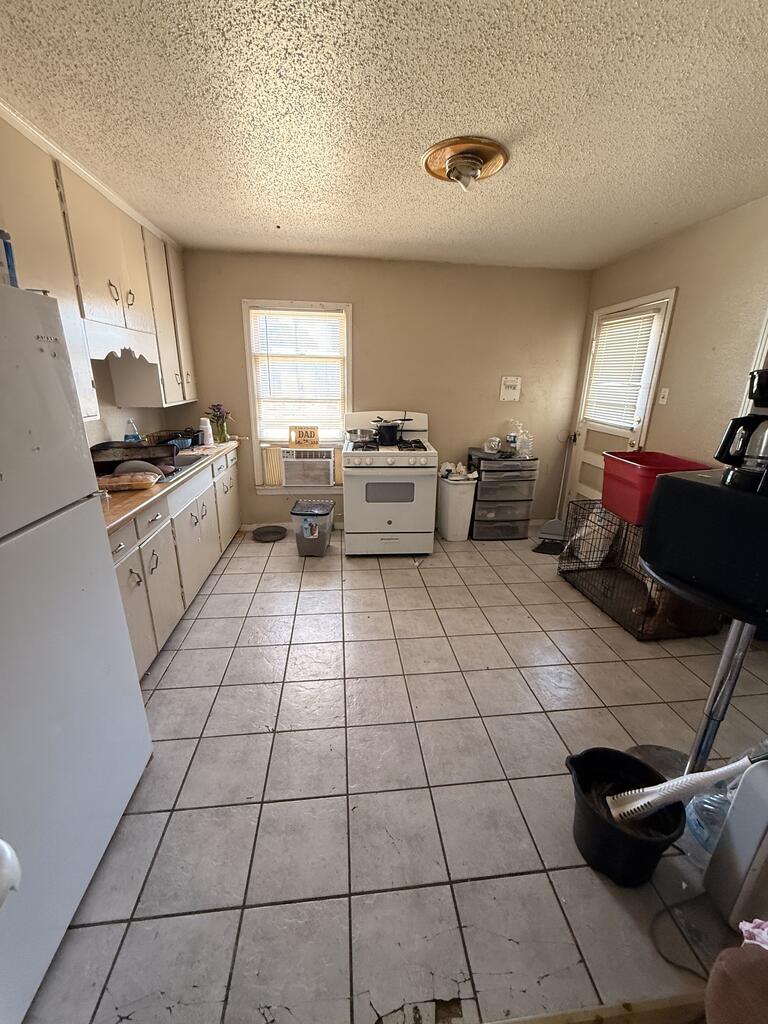 1404 Stadium, Big Spring, TX 79720 — photo 2