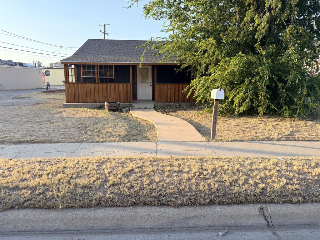 312 W Cuthbert Ave — photo
