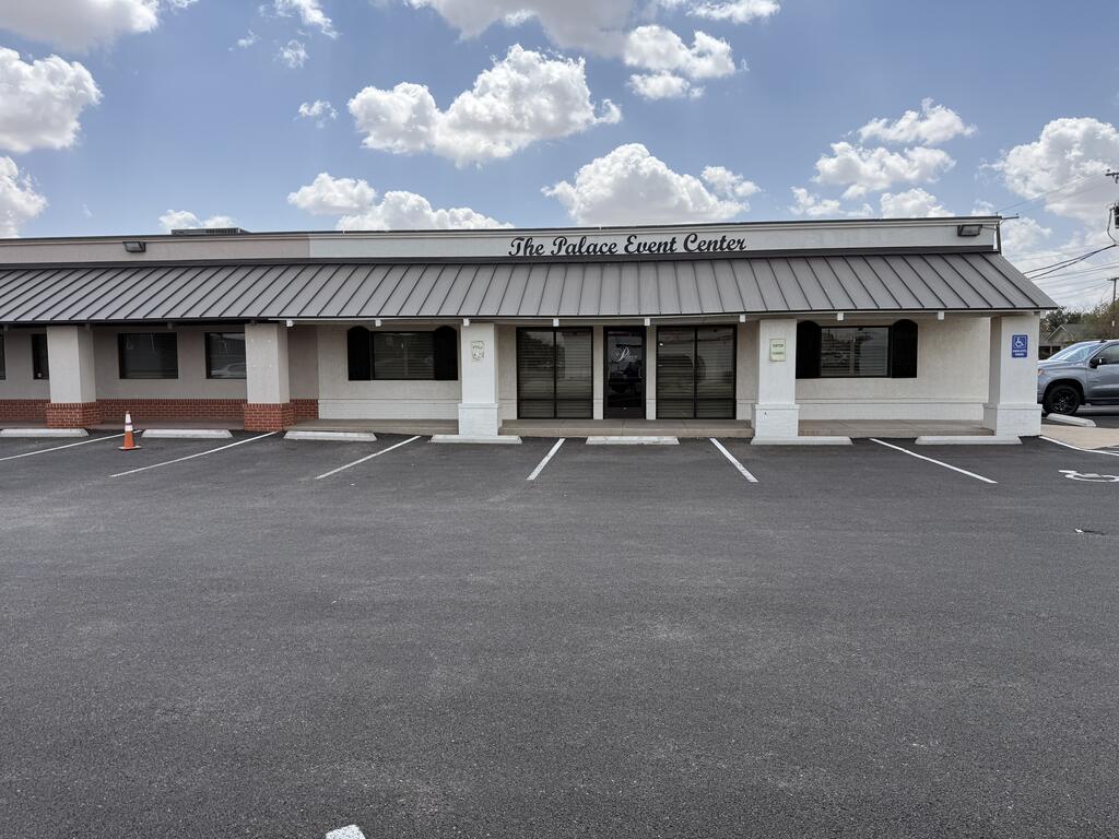 3305 Andrews Hwy — photo