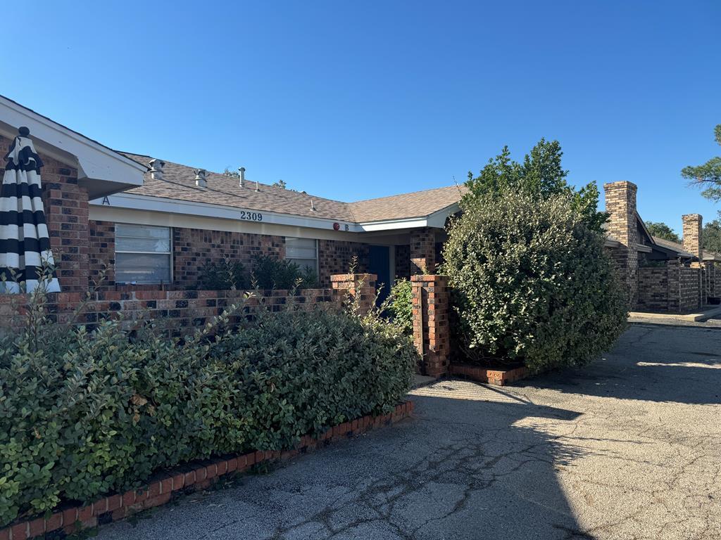 2309 Haynes Ave #B — photo