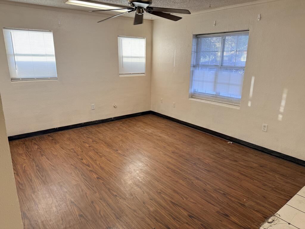 208 Mitchell #A, Midland, TX 79701 — photo 2