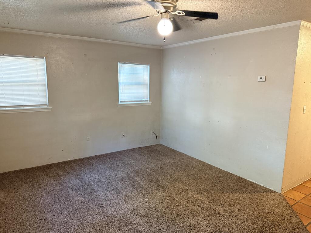 206 Mitchell #B, Midland, TX 79701 — photo 2