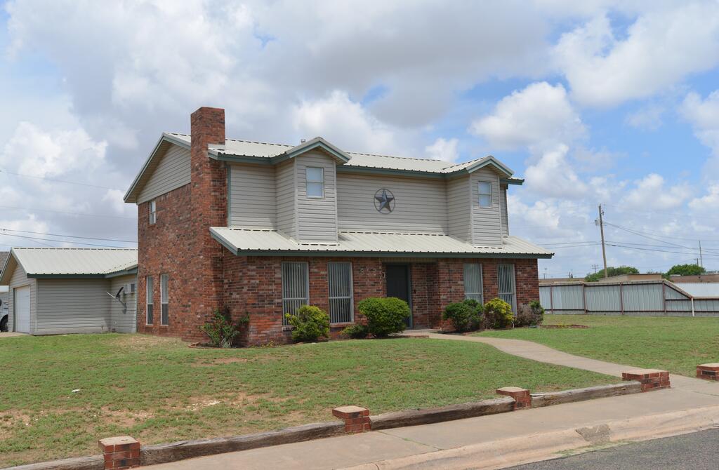 308 Rockylane Dr — photo