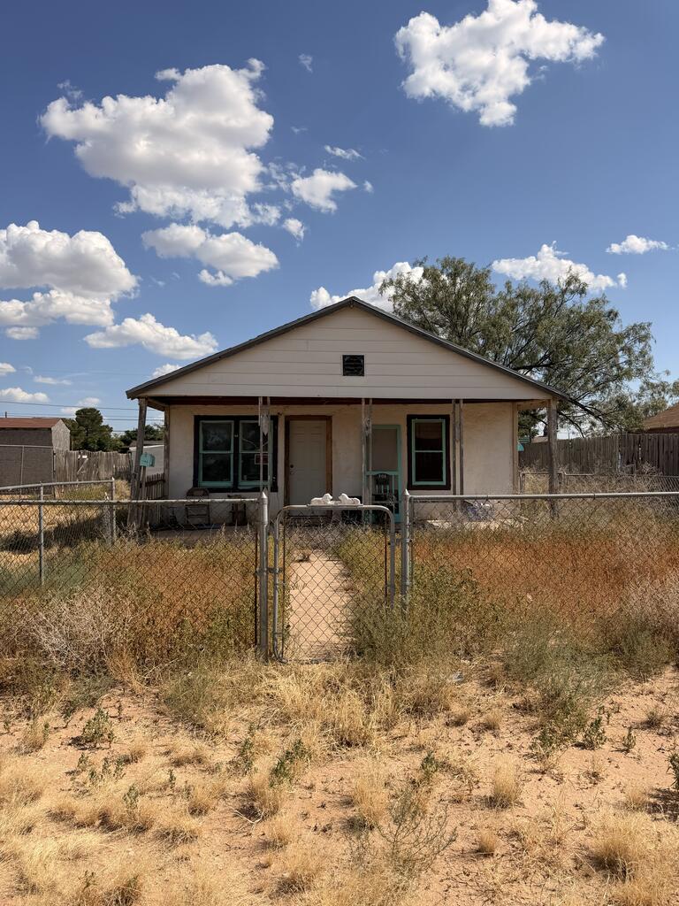 908 E 13th Street, Big Spring, TX 79720 — photo 2