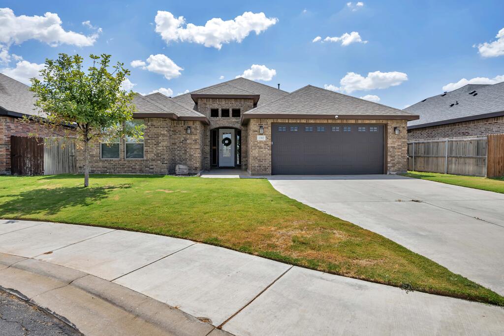 1302 Lumina Ct — photo