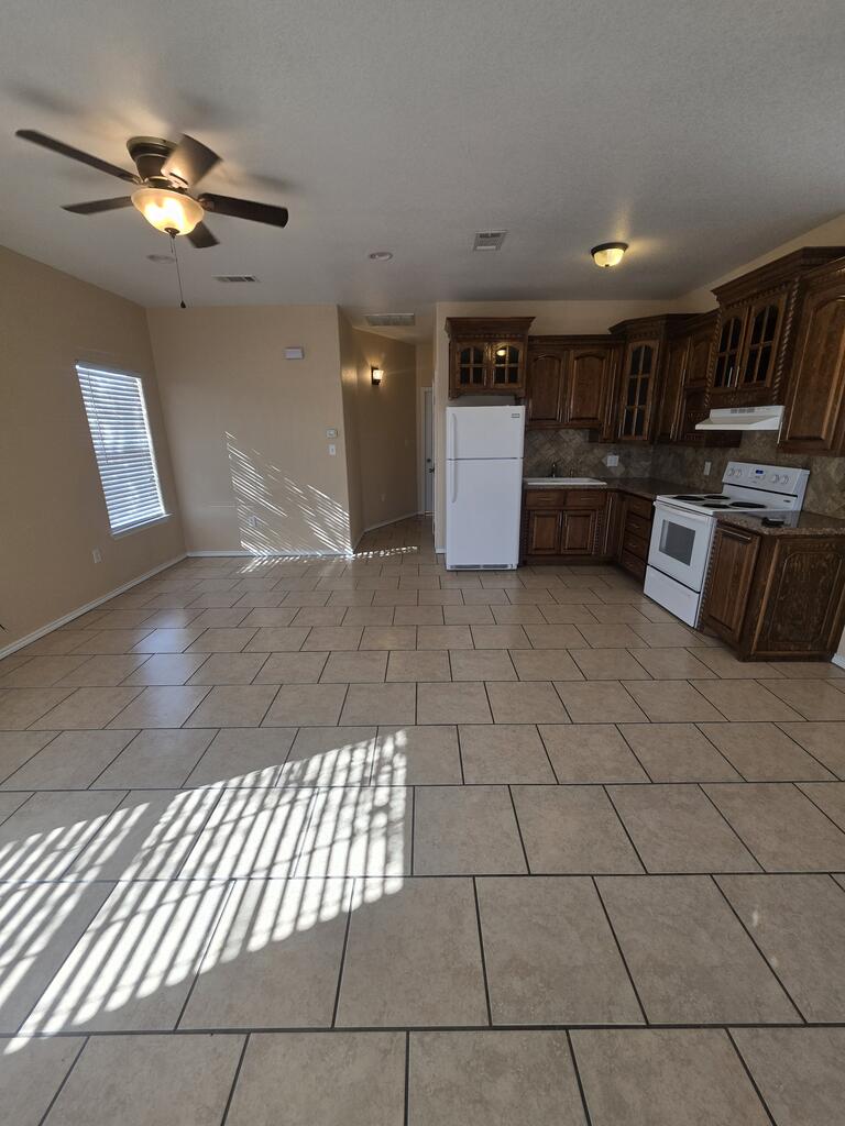 200 Mitchell #B, Midland, TX 79703 — photo 3