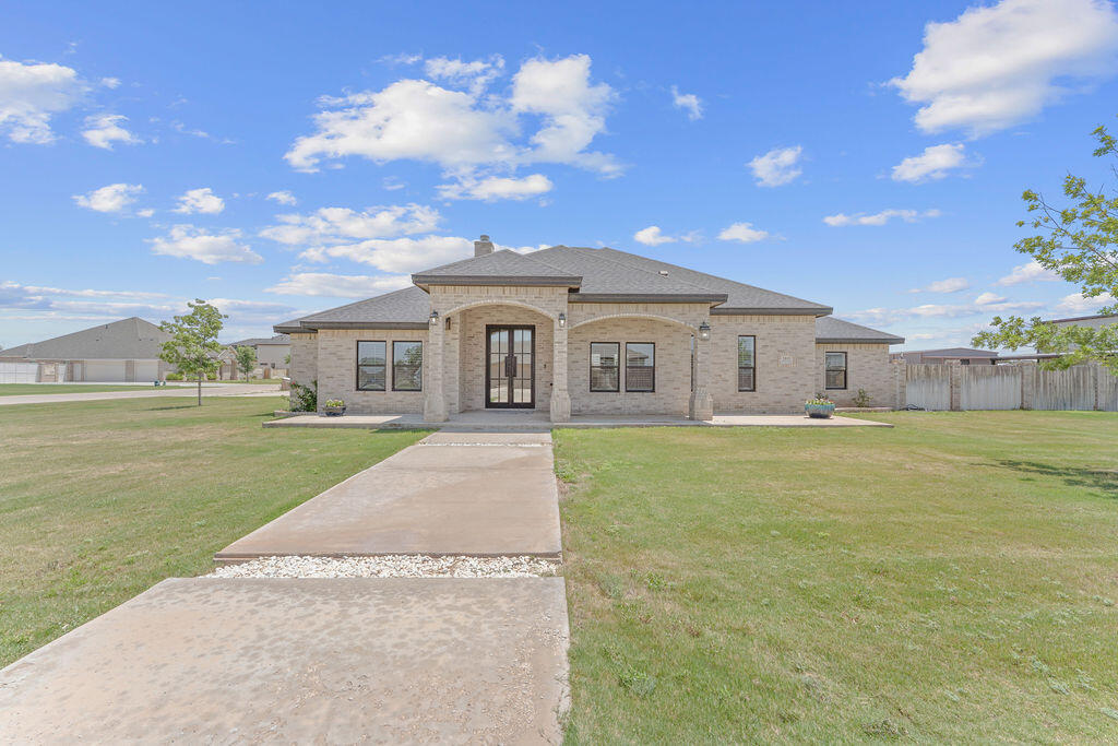 1403 S County Rd 1132 — photo