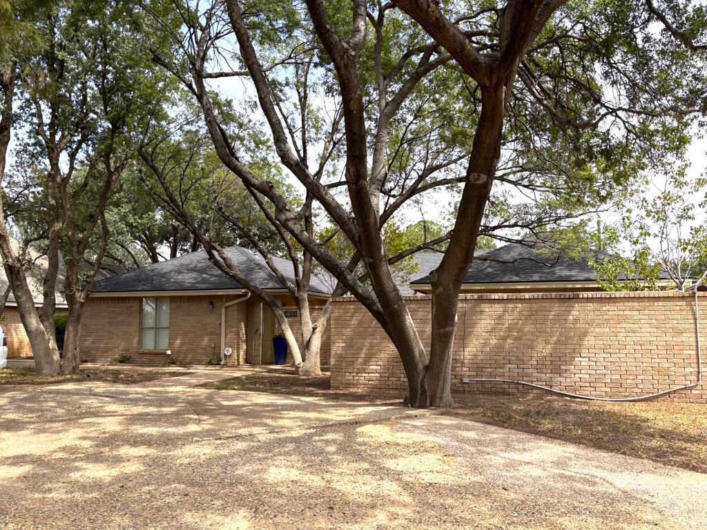 4504 Lennox Dr — photo