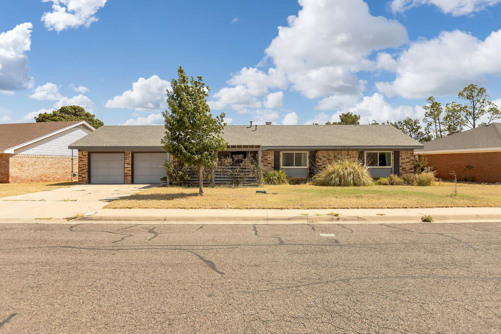 3327 Providence Dr — photo