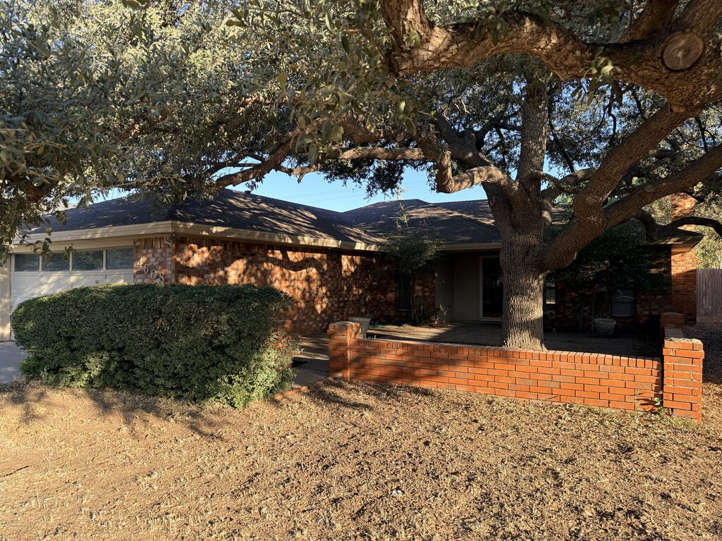 4608 Anetta Dr — photo