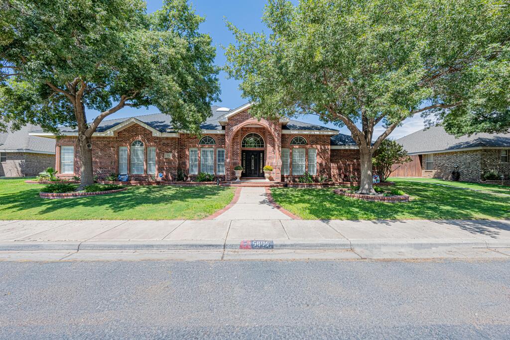 5806 Highland Blvd — photo