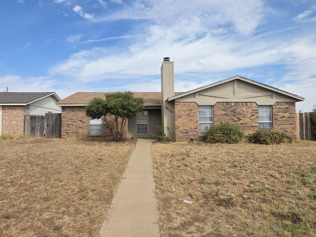 4800 Country Club Dr #B — photo